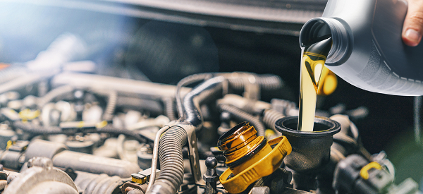 Conventional vs. Synthetic Oil: Which Type of Oil Does My Car Need?